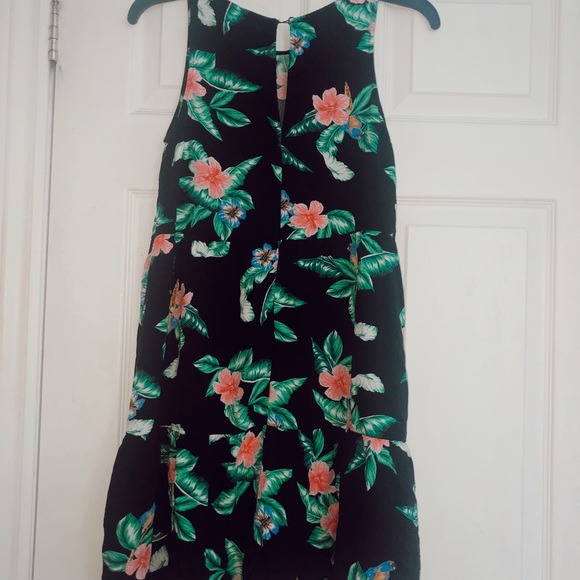 OLD NAVY DRESS - Picture 2 of 3